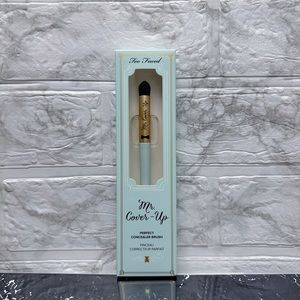 Too Faced PERFECT CONCEALER BRUSH